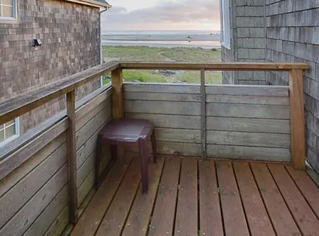 The Waves Hotel Cannon Beach Exterior photo